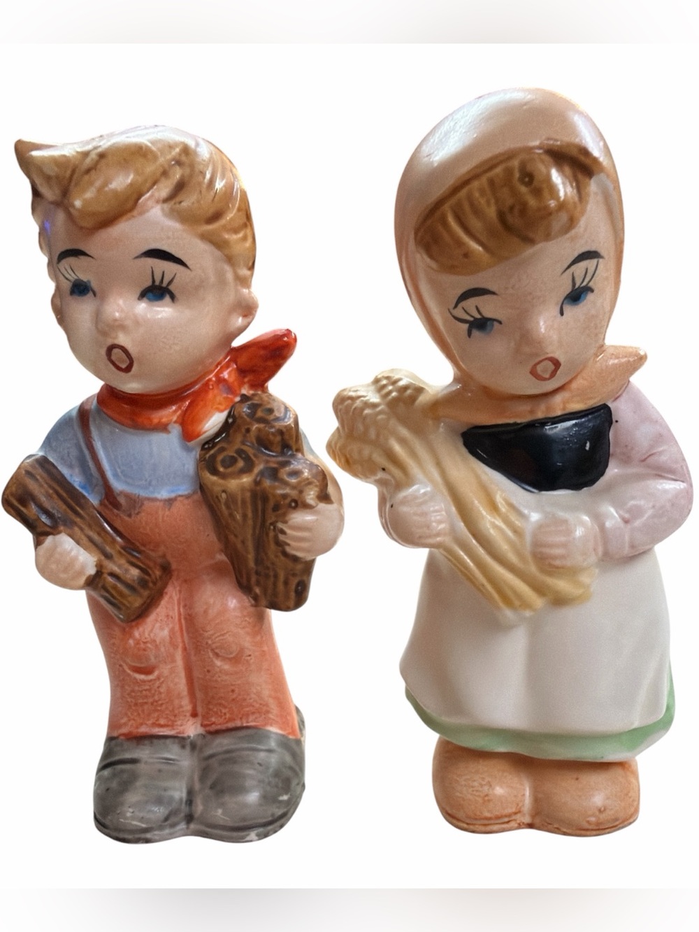 Vintage 1950s Artmark Country Boy and Girl Salt & Pepper Shakers